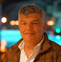 ÜMİT AKSOY