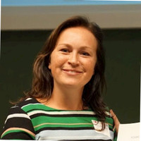 Charissa Van Den Brom