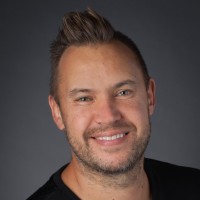 Adam Urbaniak, Mba It