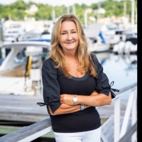 Dee Donovan