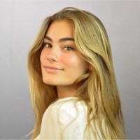 Zoë Curtis