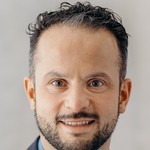 Efe Kurnazca