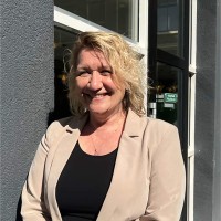 Annie Van Zwol