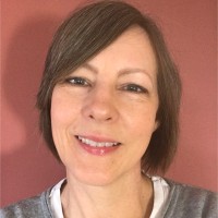Sarah Holdsworth