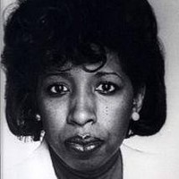Sundra Escott