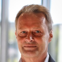 Lars Nesteng