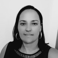 Fernanda Midões De Souza Azer