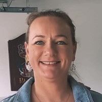 Kirsty Halls