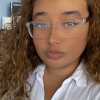 Stephanie Hernandez