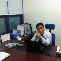 Jae Eak Lee