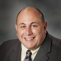 Chris Leone, Aia