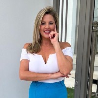 Camila Guimarães Carvalho