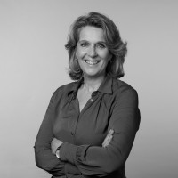 Marielle Akker Van Den