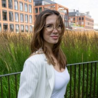 Eva Sako