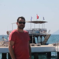 Murat Tek