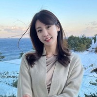 Mina Lee