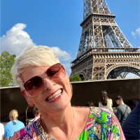 Debra Wold