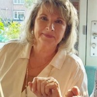 Tineke Saghar Van Waard 🕊️