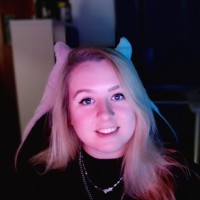 Ellie H.
