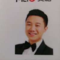 李雷雷