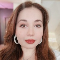Esra Ün
