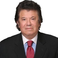 R.  Alejandro Cruz - Serrano
