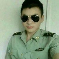 李强伟