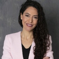 Elena Gil