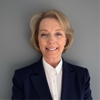 Terri Mahakian, Cic