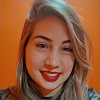 Arianne Veloso Pereira