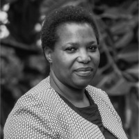 Abigail Manhombo, FIIZ