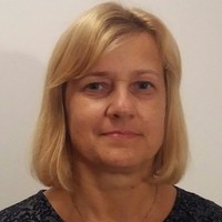 Renata HOLODY