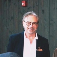 Brad J Farris