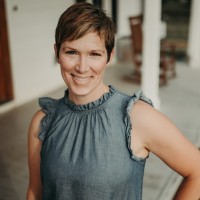 Amy Nicholson