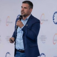 Miroslav Draganov - Keep on Smiling