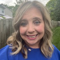 Stacey Holmes