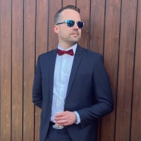 Benedikt L.
