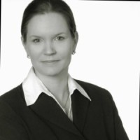 Claudia Esterl