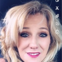 Robyn Fields
