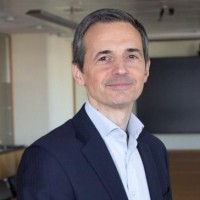 Alex Dolmans