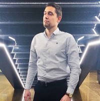 Артем Дерингер