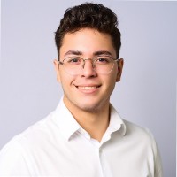 Robert Torres Vega