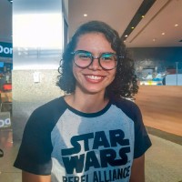 Eveline Santos