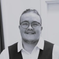 Luka Hoeben