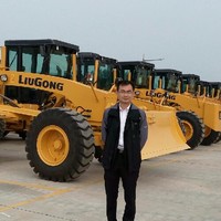 李建龙