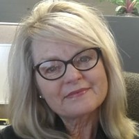 Deanna Lokker