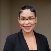 Logan Nero, Mba