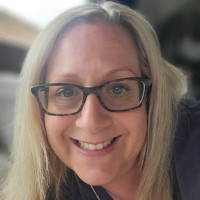 Yvonne Smith-Giddens