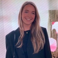 Julia Van Den Noord