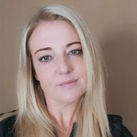 Claudia Knüpfer